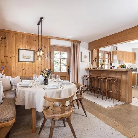 Ursin Apartman